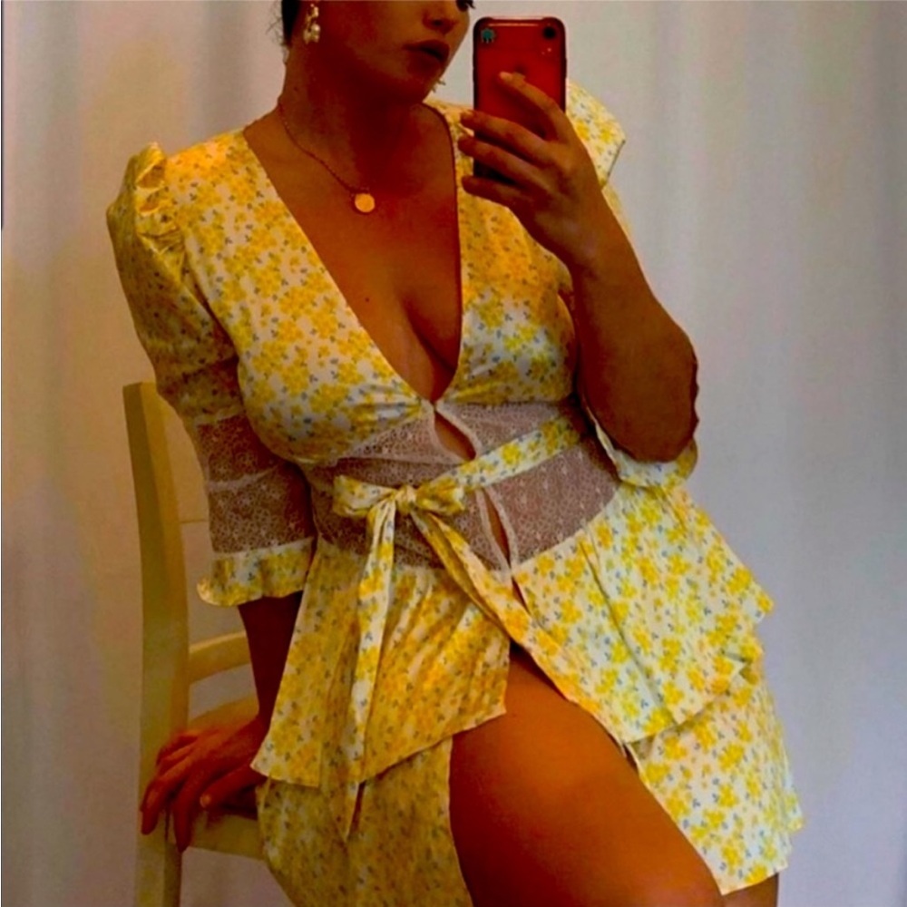 For Love and Lemons Daffodil Robe NWT